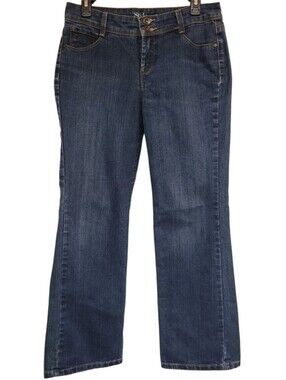 Style & Co Baby Boot Cut Jeans Womens 8 Petite, Measures 31x29 Dark Wash